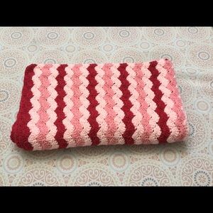 Handmade Large Knit Pink Zig Zag Blanket Quilt